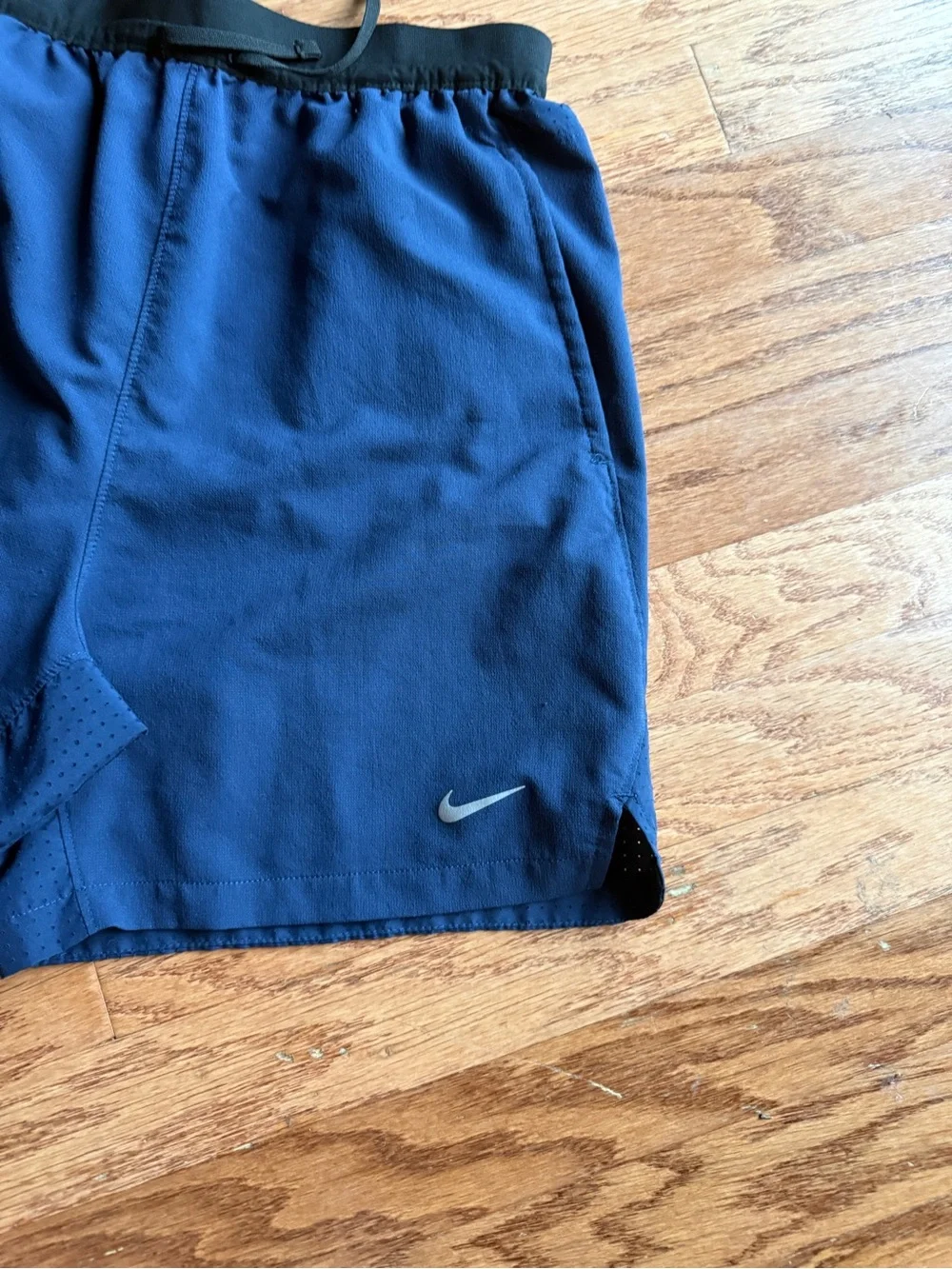 Nike Youth XL Navy Blue Athletic Shorts with Black Waistband